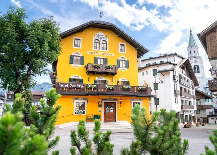 Ambra Cortina Luxury&Fashion Hotel