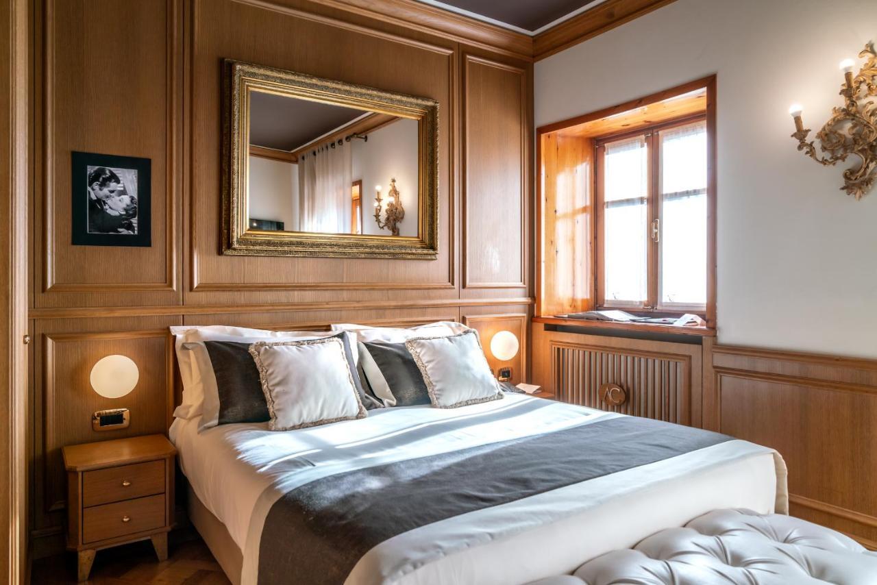 Ambra Cortina Luxury&fashion Hotel